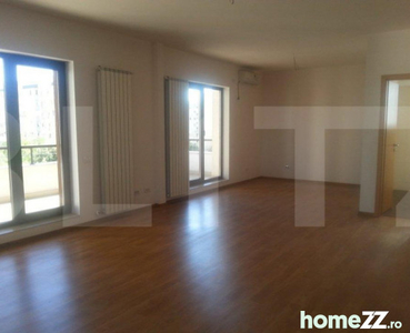 Apartament de 4 camere