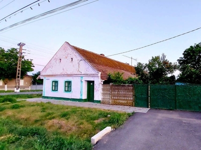 Direct de la proprietar, teren plus casa veche in Ciacova