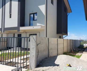 Promotie ! Mutare imediata ! Vila tip duplex P+1E+M - 5 camere