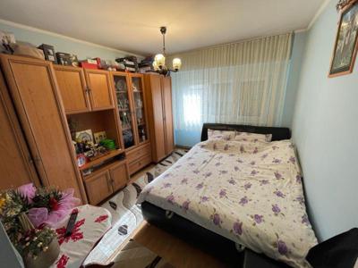 Apartament 3 camere, 70 mp de vanzare CART. MICRO 16