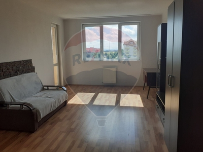 Apartament 2 camere vanzare in bloc de apartamente Arad, Micalaca