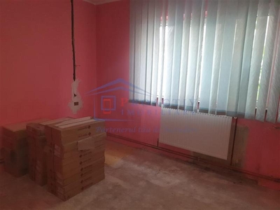 Apartament cu 3 camere, Burdujeni, 3C4058