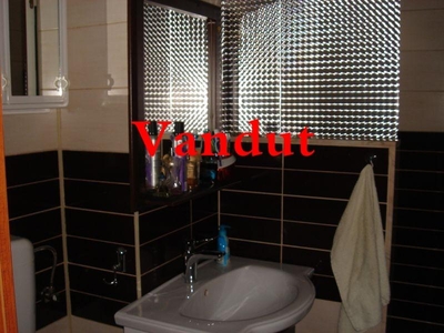 Apartament Cu 3 Camere De Vanzare - 55000 eur - Centru, Alba Iulia