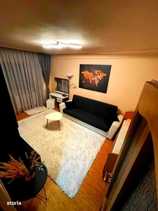 Vand apartament 2 camere,106 mp,la 50 m de intrarea veche a salinei.