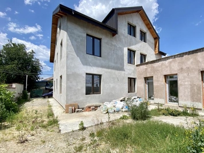 Casa spatioasa, constructie 2023, P+1E+M, Bucurestii Noi, comision 0