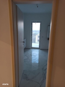 Apartament 2 camere Avantgarden(Debara pe palier)