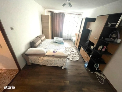 Apartament cu 2 camere , semidecomandat, 2 balcoane pe Bd-ul Dragalina