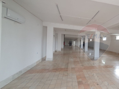 Spatiu comercial 1300 mp inchiriere in Centru comercial, Dolj, Craiova, Ultracentral