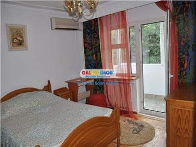 Apartament 4 camere Decebal | decomandat | centrala proprie | metrou