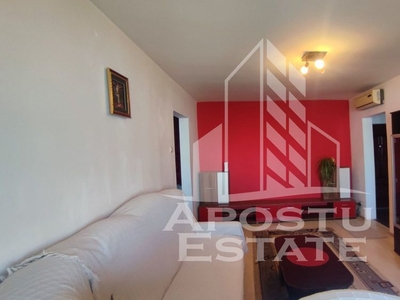 Apartament cu 2 camere,, centrala proprie, zona Complexul Studentesc