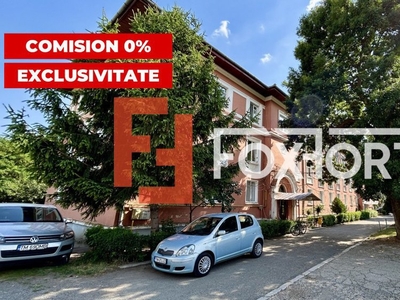 Apartament de vanzare 2 camere decomandat - mobilat si utilat, zona Aeroport