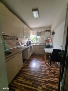 Apartament de Vânzare 2 camere, în Tecuci – Zona Centrală