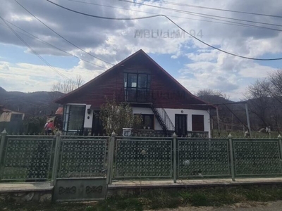 Casa Casa de vanzare in Cornu Proprietatea este situata i