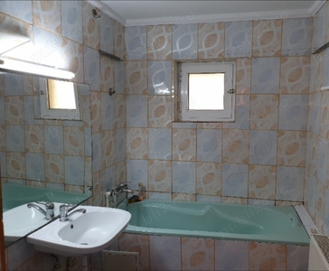 Închiriez apartament Calarasi