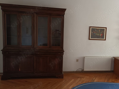 Inchiriez apartament et1, zona centrala