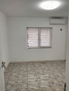 Propietar, vand apartament, spatiu comercial