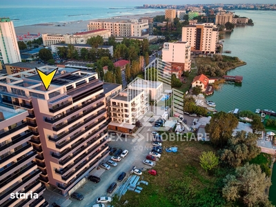 Apartament 2 camere decomandat, Mamaia zona Rex, la alb