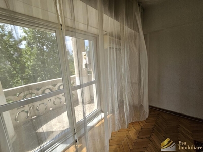 Apartament 3 camere B.dul Libertatii-Piata Constitutiei