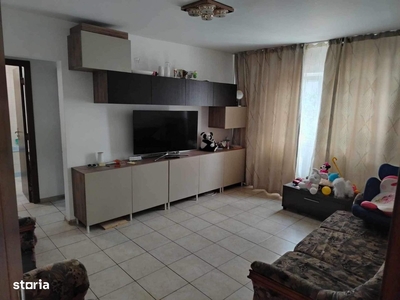 Apartament 3 camere,Navodari!