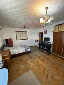 Garsoniera vanzare in bloc de apartamente Bucuresti, Berceni