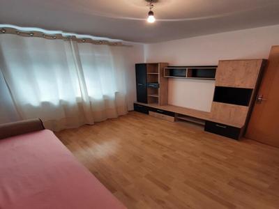 Apartament 3 camere - 68 mp , zona Bucovina, pret 67000 euro neg