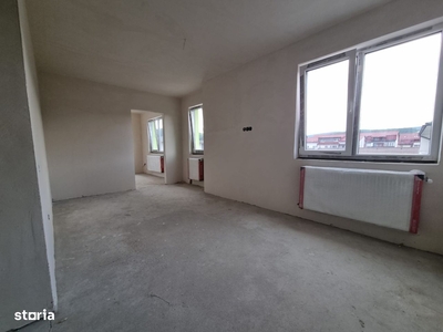 Apartament 2 camere, etaj 2, ultracentral, 43mp, S-E, zona Eroilor