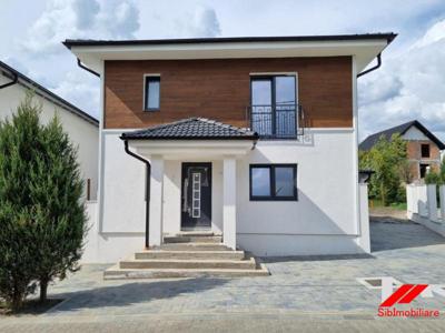 Casa individuala 4 camere cu teren 327 de vanzare in Cartier Bavaria Sibiu
