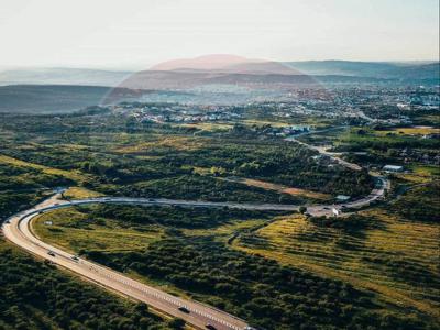 Teren de vanzare in livada, DN E60