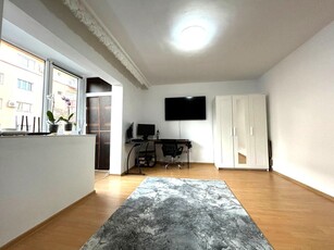 Apartament spatios, 1 camera, etaj 2