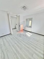 Apartament 2 camere in vila, etajul 1/P+1+Pod, zona Stefan cel Mare de vanzare Stefan cel Mare, Bucuresti