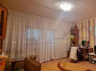 Apartament 3 camere decomandat RacadauMagnolia