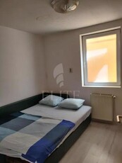 Apartament 3 camere in zona PLOPILOR