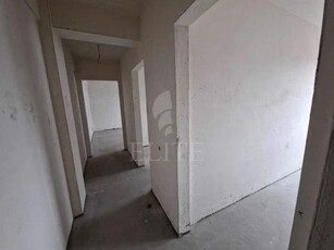 Apartament 3 camere in zona TRAIAN VUIA