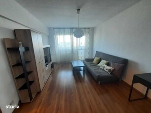 Apartament 3 camere semidecomandat metrou Aparatorii Patriei