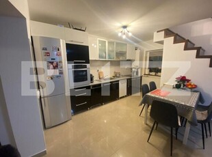 Apartament 4 camere, la cheie, cu scara interioara, 120 mp, zona Stejarului!!