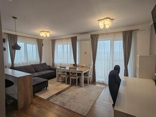 Apartament 3 camere 71 mp, LUX, 2 parcari in garaj, boxa, Terasa 36mp, Zona VIVO