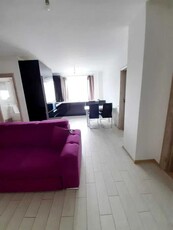 Apartament de 4 camere, 75 mp, Zona Vivo