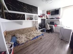 Oportunitate de investitie! Apartament 2 camere decomandate, zona Florilor!