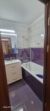 Vand apartament 3 camere