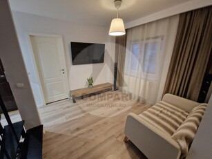 Vand apartament 3 camere Berceni