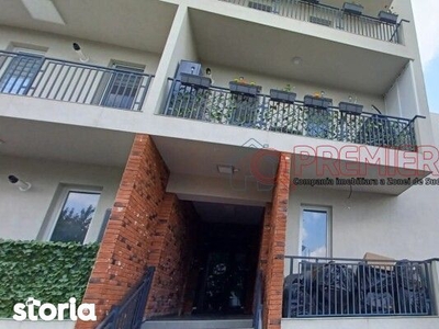 Apartament renovat, 3 camere, 2 bai, parcare, Tractorul, Comision 0%