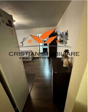 Apartament 2 camere, modificat in 3 camere, Parter inalt, Cetate !