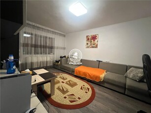 Apartament 4 camere de vanzare Frumoasa