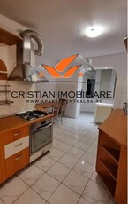 Apartament 4 camere decomandat, 2 bai, zona Centru!