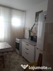 Apartament cu 2 camere, zona Banca Nationala