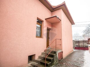 Casavila 6 camere vanzare in Cluj-Napoca, Gheorgheni