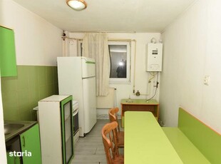 Vand apartament 3 camere