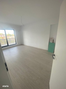Apartament 4 camere decomandat, 86 mp, Cornitoiu, zona Consul