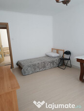 Apartament 2 camere, de inchiriat. Centrul civic