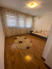 Apartament de 2 camere, 55 mp, centrala, AC, parcare, zona Brancoveanu